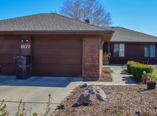 807 S 46th Ave, Yakima, WA 98908