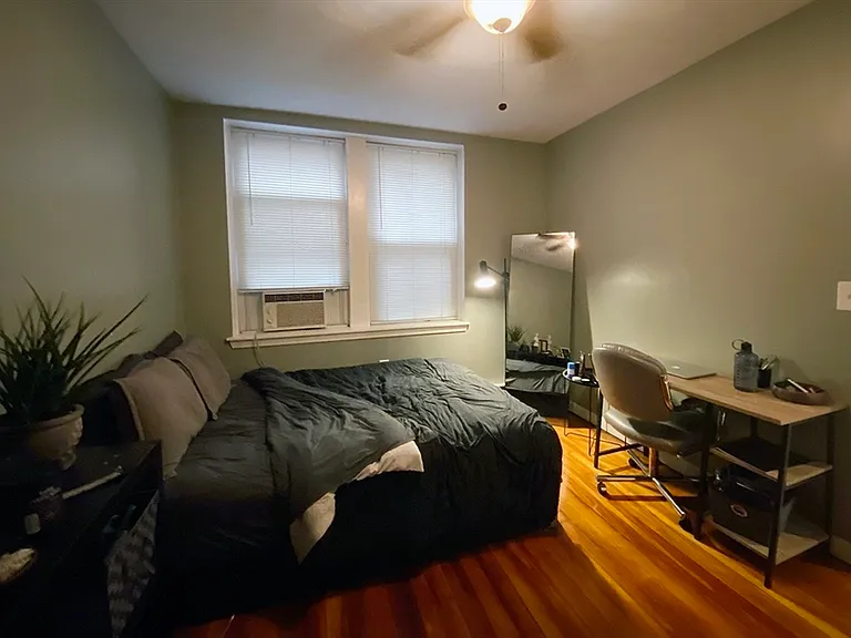 119 Cottage St #2R — Photo 11