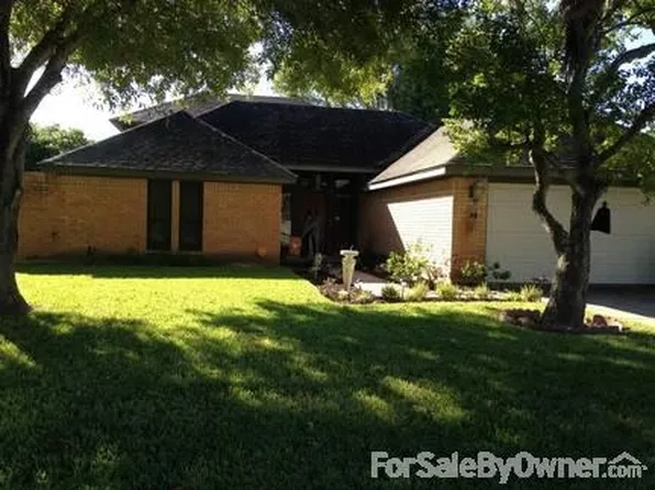 1293 Cedar Ridge Dr, Brownsville, TX 78520