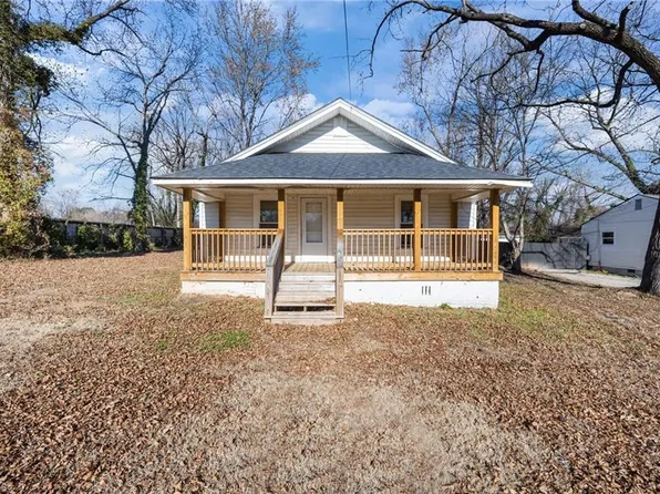 510 Garrett St, Greensboro, NC 27406