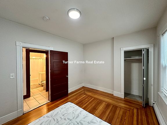 2nd image of 24 Maryland St #22
