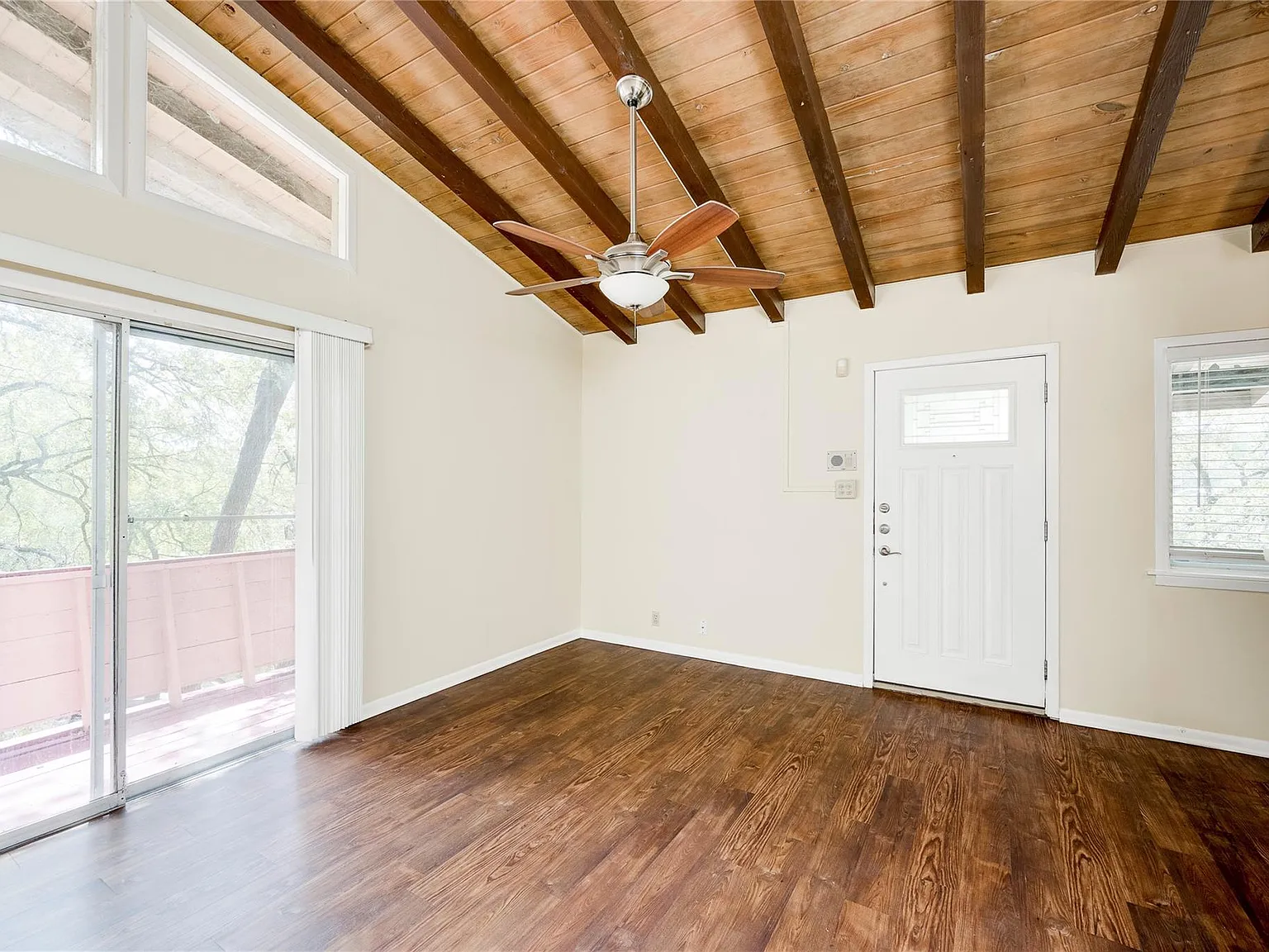 1 bed, 1.0 bath, 580 sqft, $1,395 — Photo 3