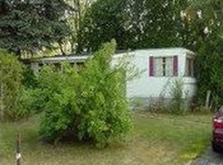 468 Harvey St, Shelby, MI 49455