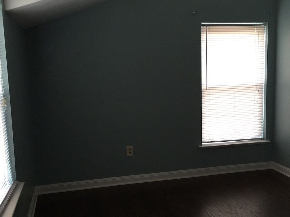 1st image of 17 Driftwood Blvd