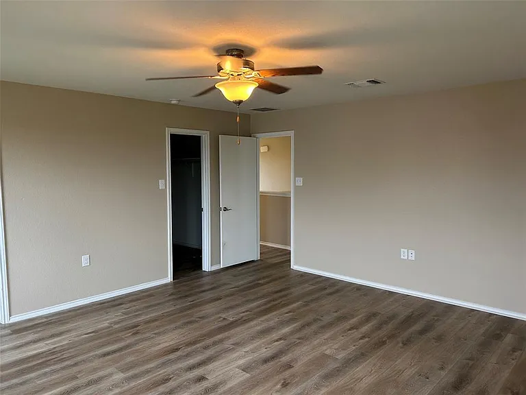 9001 Bird Brook Ln — Photo 11