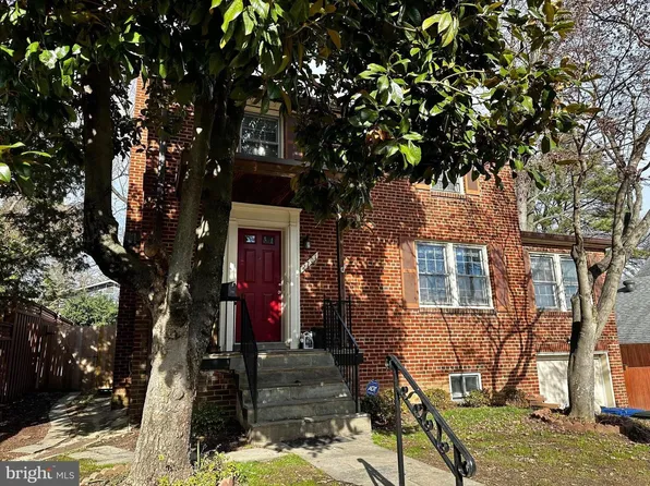 2701 13th St S, Arlington, VA 22204