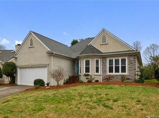 4130 Fairway Downs Ct, Charlotte, NC 28277