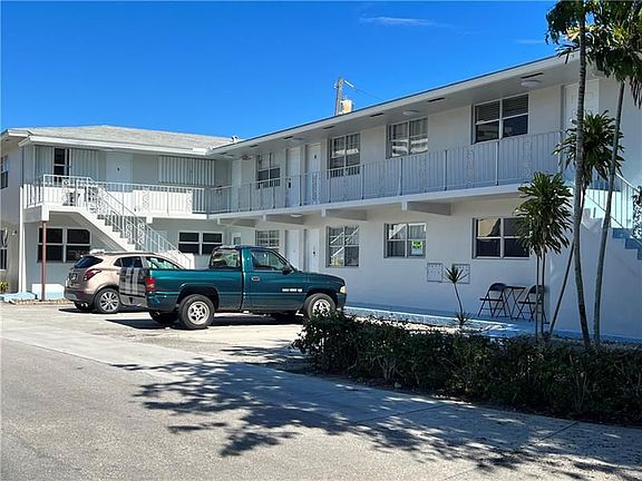 3rd image of 4652 Poinciana St APT 1