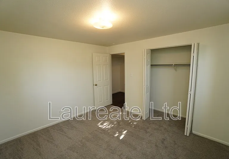 3330 W Mountain Rd — Photo 16