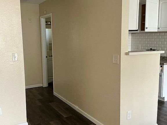 5th image of 5101 Huntington Dr N #203