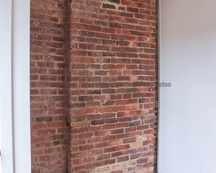 4 Zebulon St #2E — Photo 15