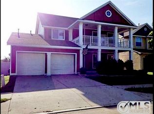 1109 Wisteria Ln, Aubrey, TX 76227