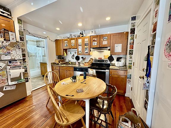 3rd image of 231 Harvard Ave APT 6