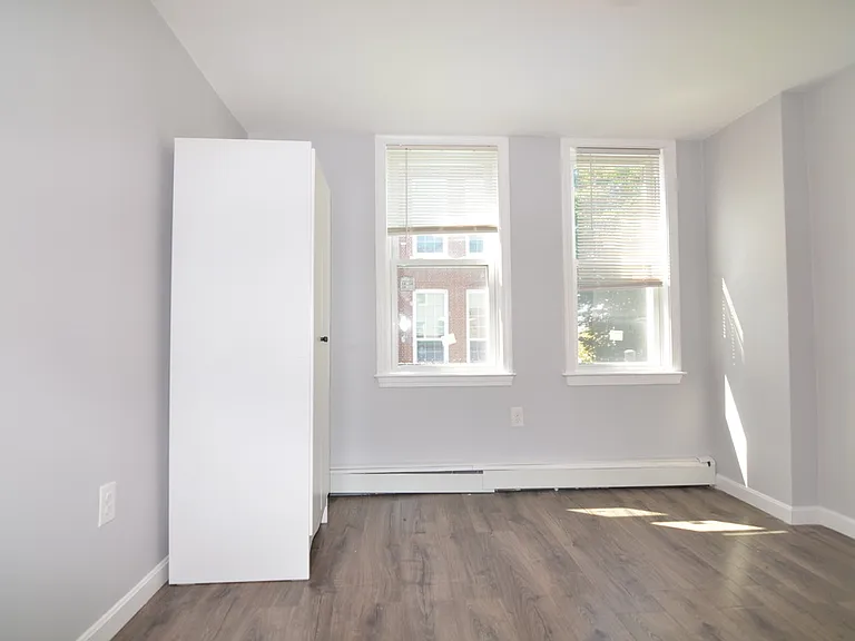 253 Paris St #1 — Photo 7