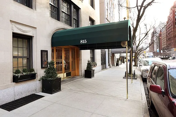 Sold by Stribling | media 21