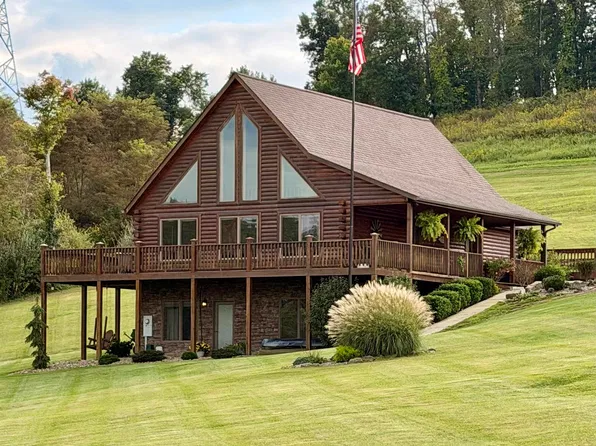 35 Dollar Rd, Morgantown, WV 26501