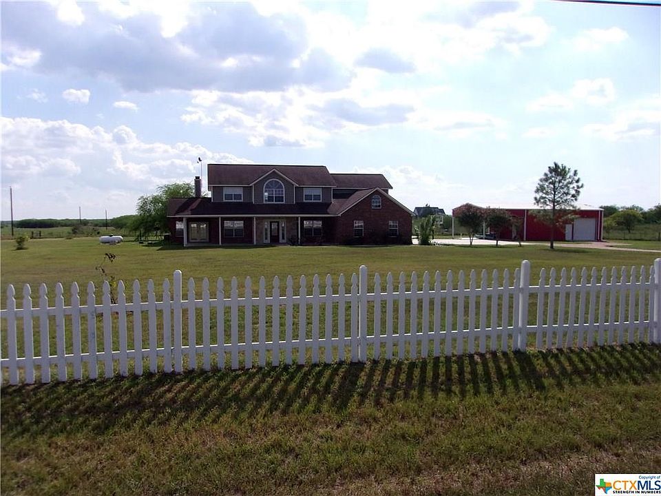 1st image of 411 Dewberry Ln