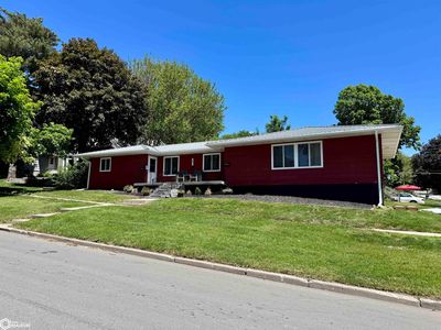 220 E Division St, Audubon, IA, 50025