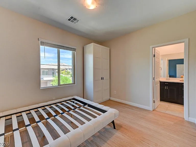 12393 Ferry Glide Ave — Photo 40