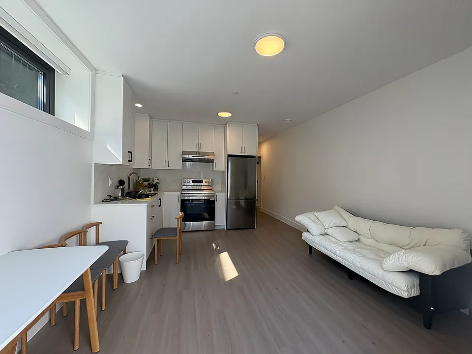 2450 E 53rd Ave