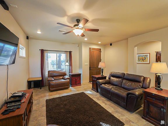 3rd image of 14828 E 50th Dr