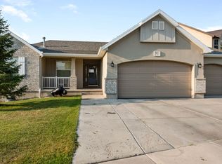 7461 S Park Maple Dr, West Jordan, UT 84081