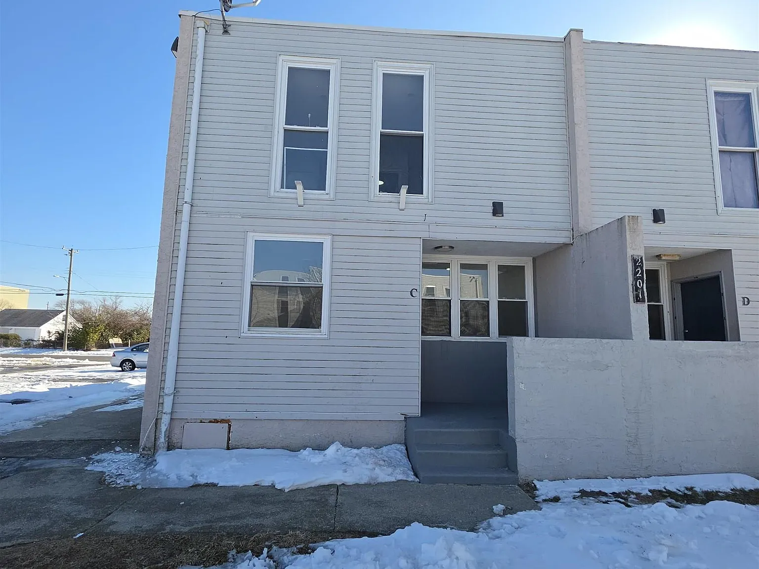2 bed, 1.0 bath, $1,795 — Photo 2