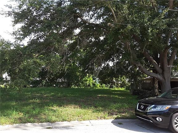 2nd image of 1 Oak Ave