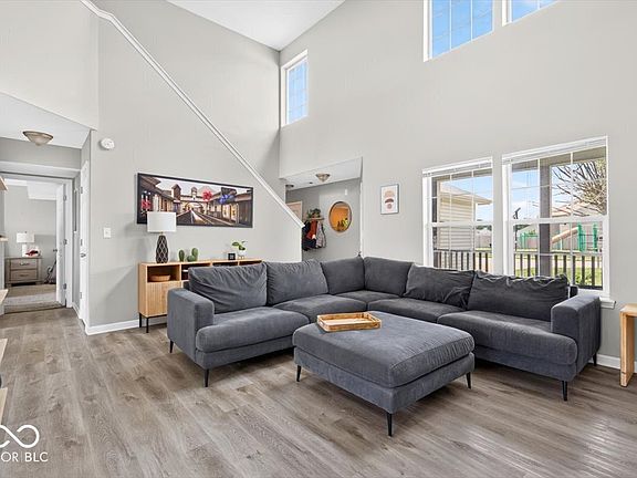 2nd image of 3837 Bressingham Dr