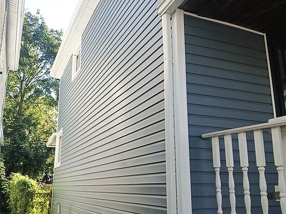 3rd image of 2175 W 106th St