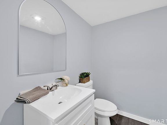 5th image of 19 Tunnel Road