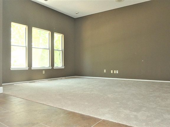 3rd image of 25027 Granite Path
