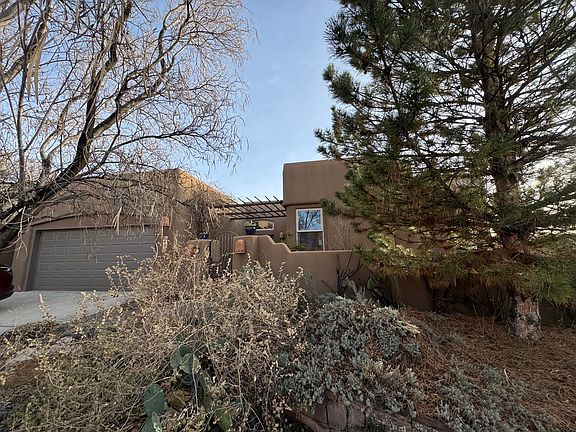 3rd image of 8400 Eagle Rock Ave NE