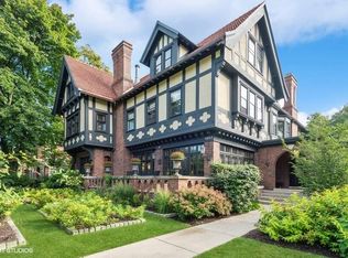 1203 Forest Ave, Evanston, IL 60202