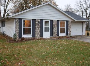 7206 Baer Rd, Fort Wayne, IN 46809