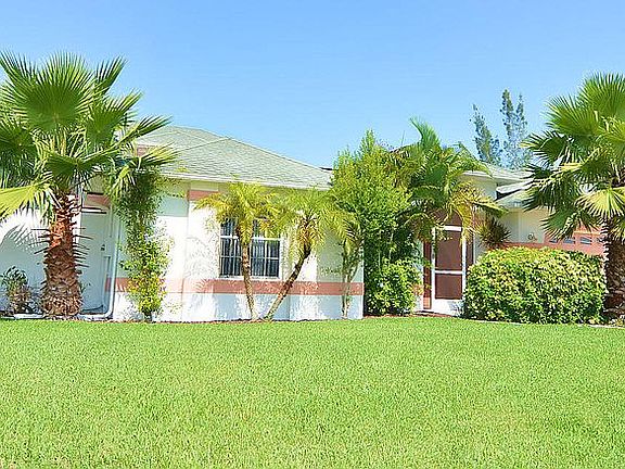 3rd image of 4008 SW 17th Ave