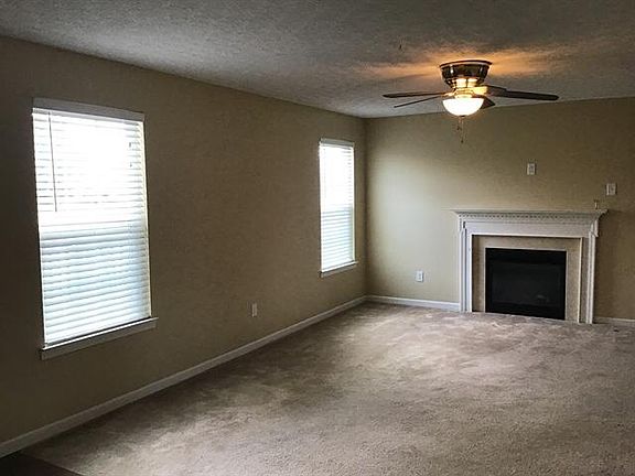 2nd image of 113 Koehler Dr #1