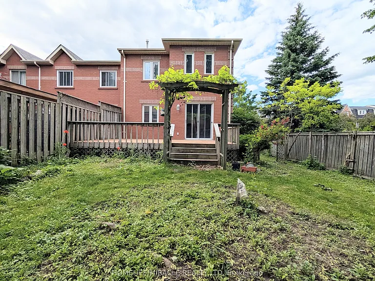 19 Wallace Dr — Photo 24