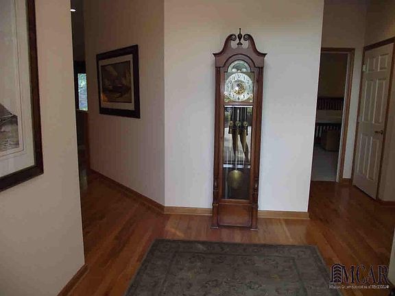 4th image of 7330 Bentcreek Dr