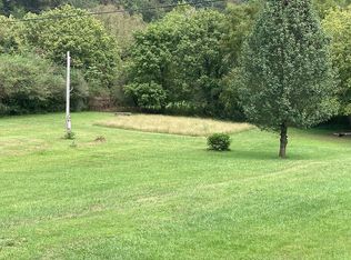 2689 Flynns Creek Rd, Gainesboro, TN 38562