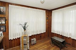 4th image of 3023 Parkview Ave