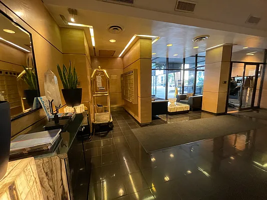 Rented by Douglas Elliman | media 21