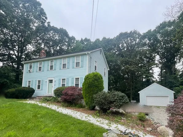 23 Fieldstone Cir, North Attleboro, MA 02760