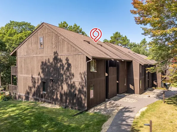 4 Elm Trl, Wisconsin Dells, WI 53965