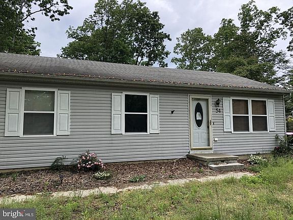 2nd image of 54 Essex Ave