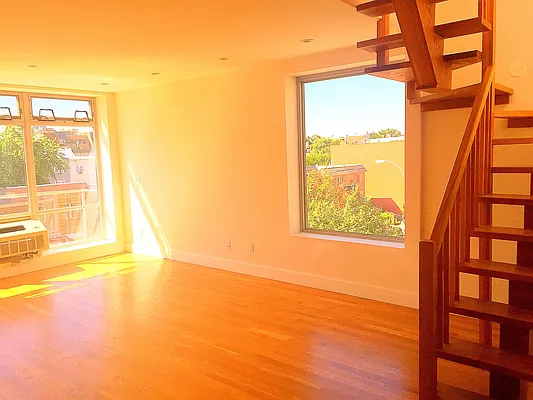 Rented by Rapid Realty Cobble Hill | media 49