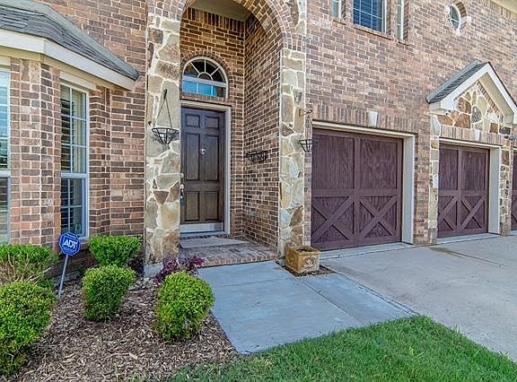 2nd image of 2706 Old Stables Dr
