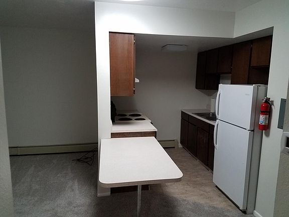 3rd image of 707 SW Higgins Ave
