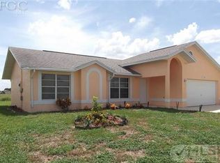 19390 Orchidtree Ct, Lehigh Acres, FL 33936