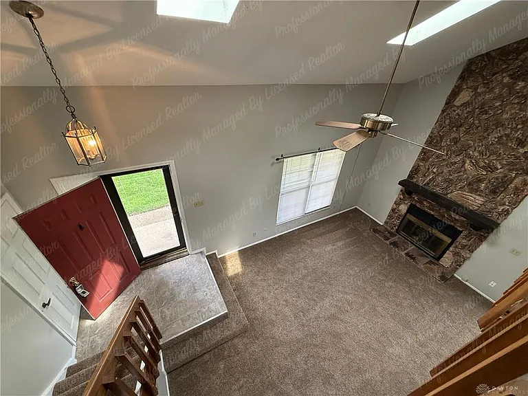 1453 Sanzon Dr — Photo 8